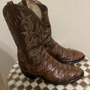 CUSTOM WESTERN BOOTS